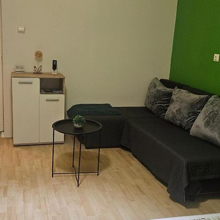 Zizi Apartman Debreczyn Zewnętrze zdjęcie
