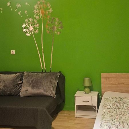 Zizi Apartman Debreczyn Zewnętrze zdjęcie